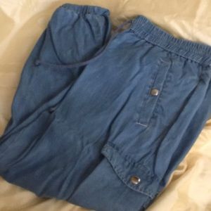 NEW LISTING- NWOT LYOCELL JOGGERS PANTS.
